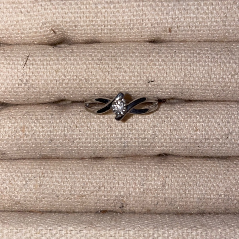 ***SOLD*** 14k White Gold Diamond Ring